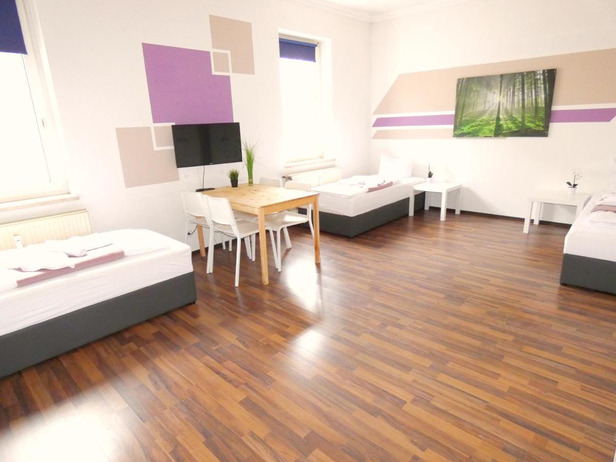 Sunnyhome Monteurwohnungen Und Apartments In Schwandorf Exteriér fotografie